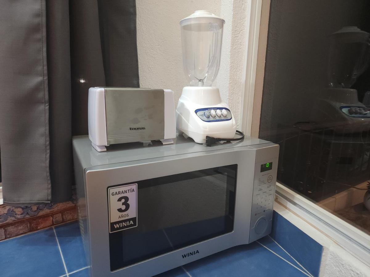 1 Bedroom Apt With Ac , Tv , Wi-Fi Near Dt And Beach ซีฮัวตาเนโค ภายนอก รูปภาพ