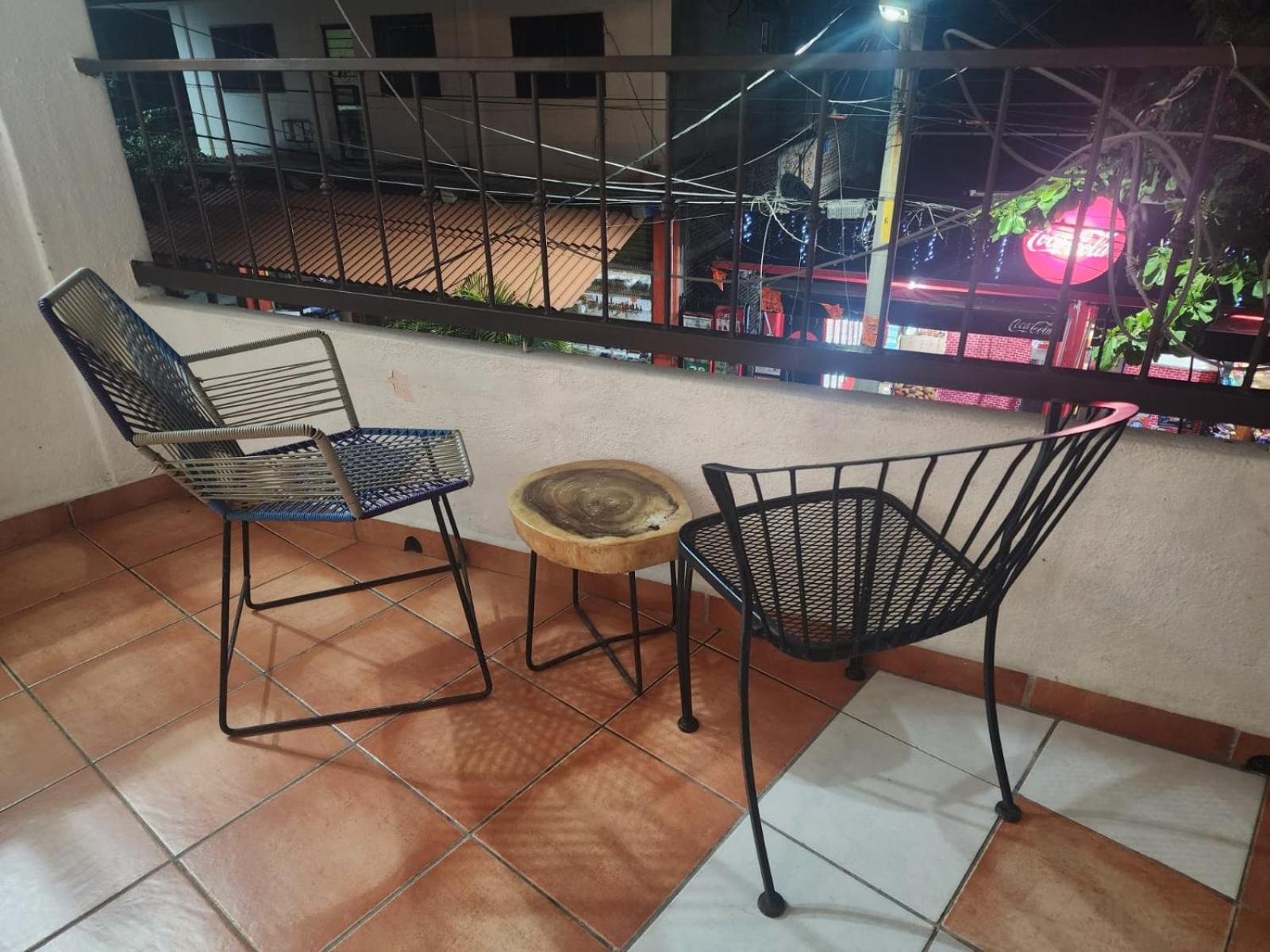 1 Bedroom Apt With Ac , Tv , Wi-Fi Near Dt And Beach ซีฮัวตาเนโค ภายนอก รูปภาพ
