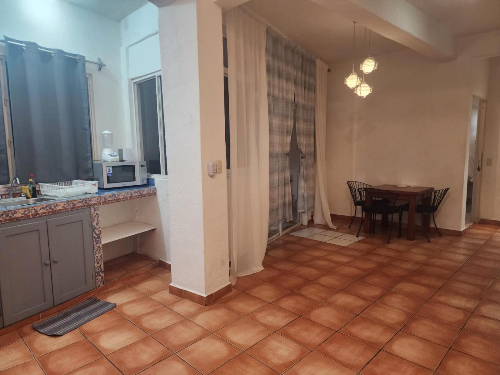 1 Bedroom Apt With Ac , Tv , Wi-Fi Near Dt And Beach ซีฮัวตาเนโค ภายนอก รูปภาพ